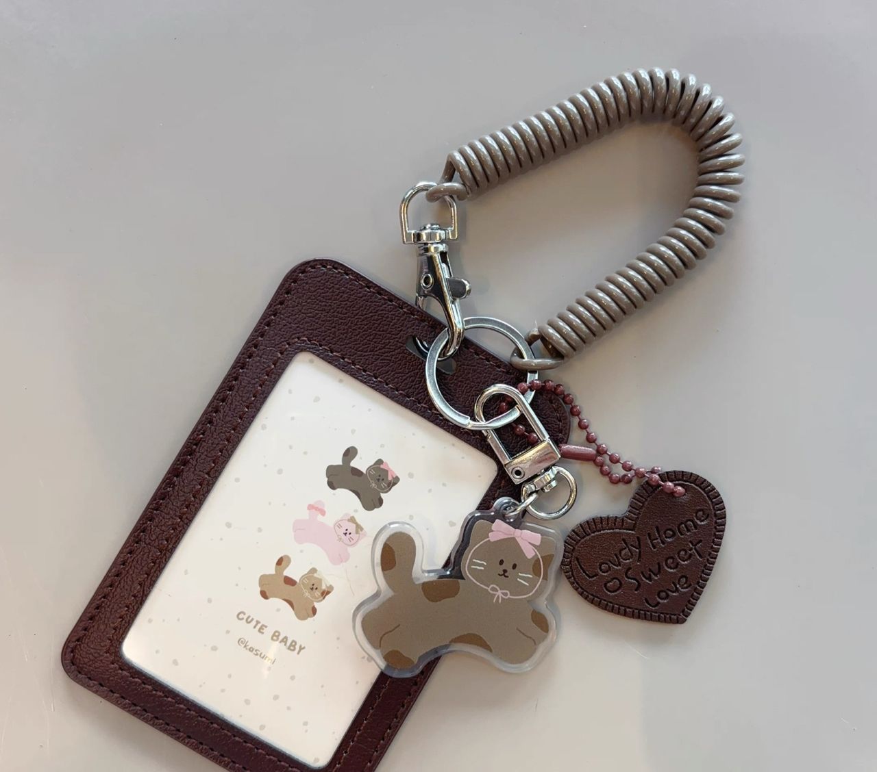 Badge Cuero Color Café